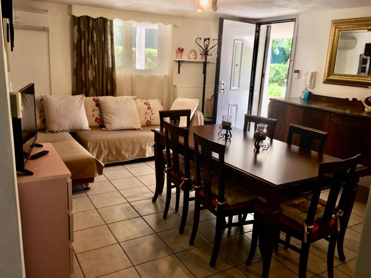 Apartment Near Airport And Beach アルテミダ エクステリア 写真